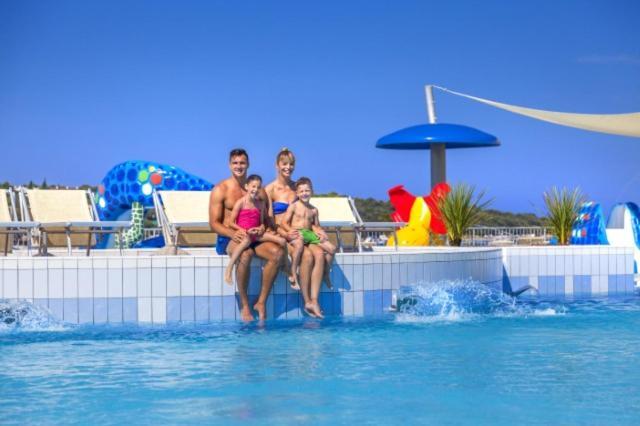 Mobile Homes - Lanterna Premium Camping Resort Tar-Vabriga Ngoại thất bức ảnh